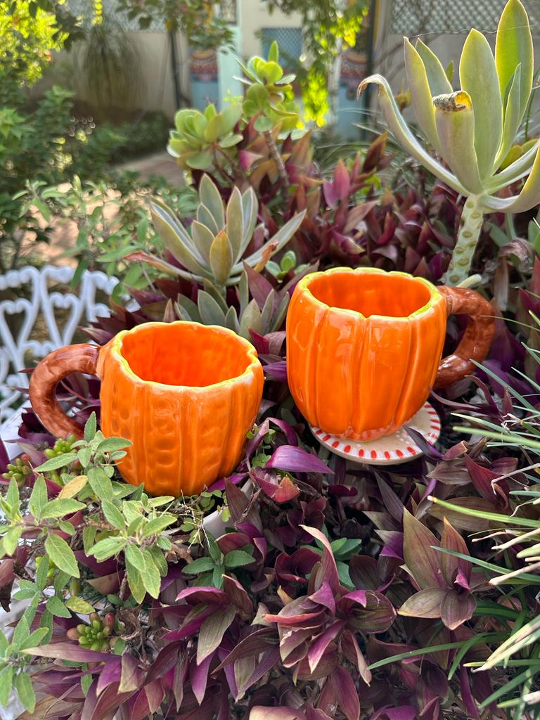 Orange Pumpkin cups green on top*2
