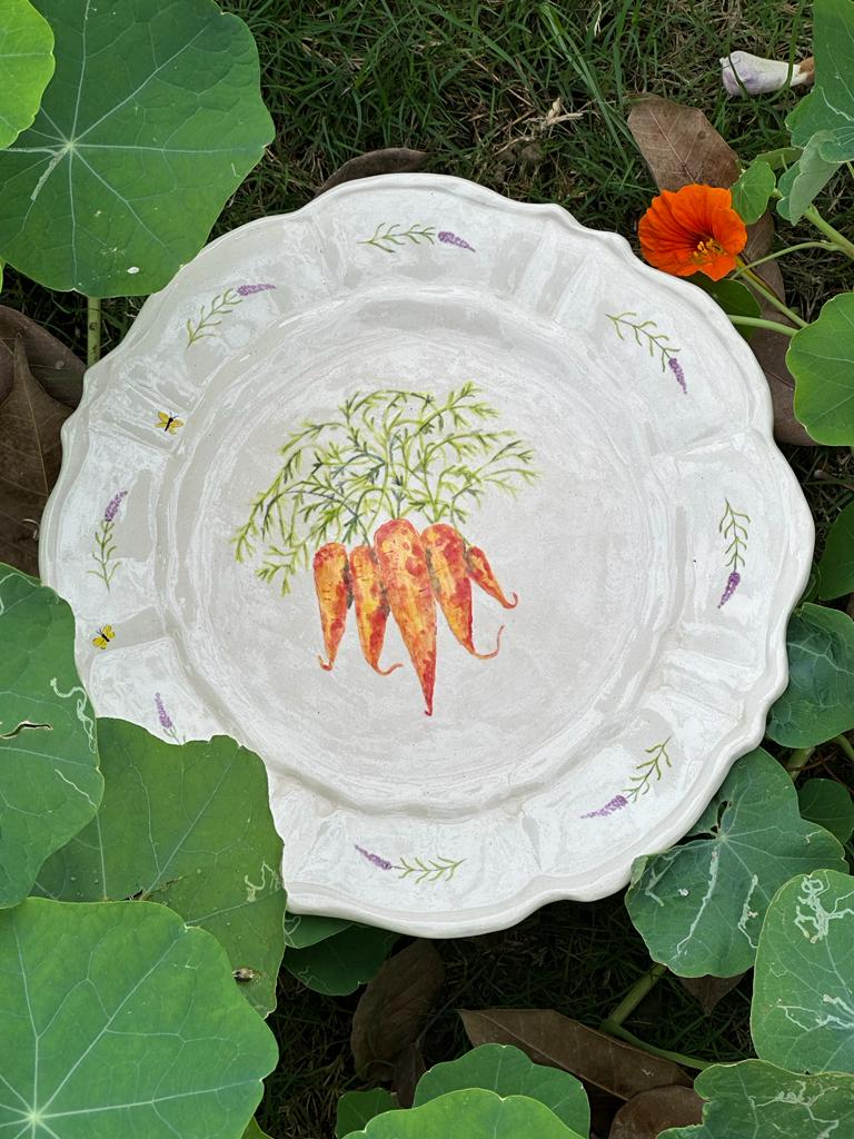 Round salad plates