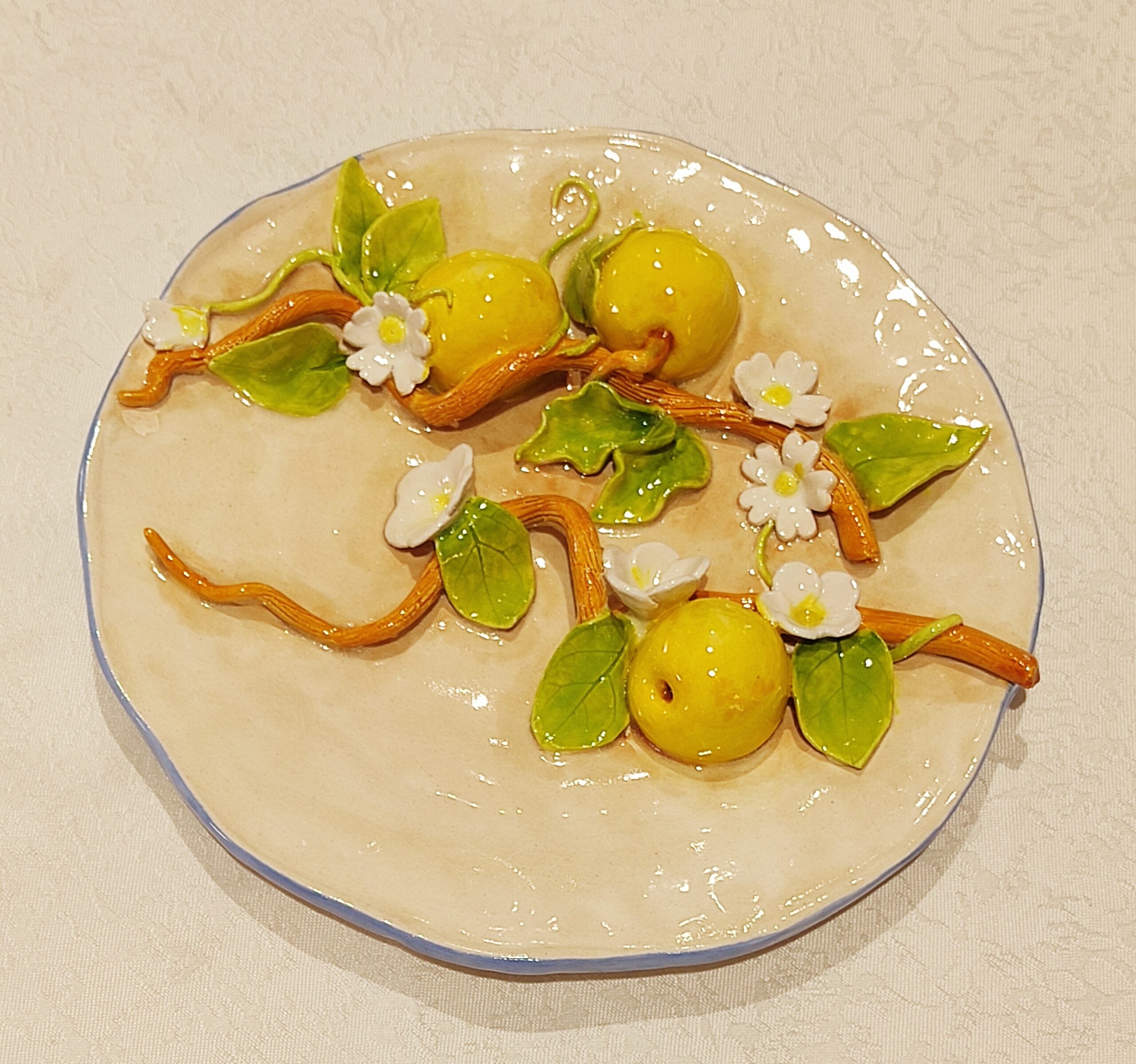 3D yellow apple garden plate