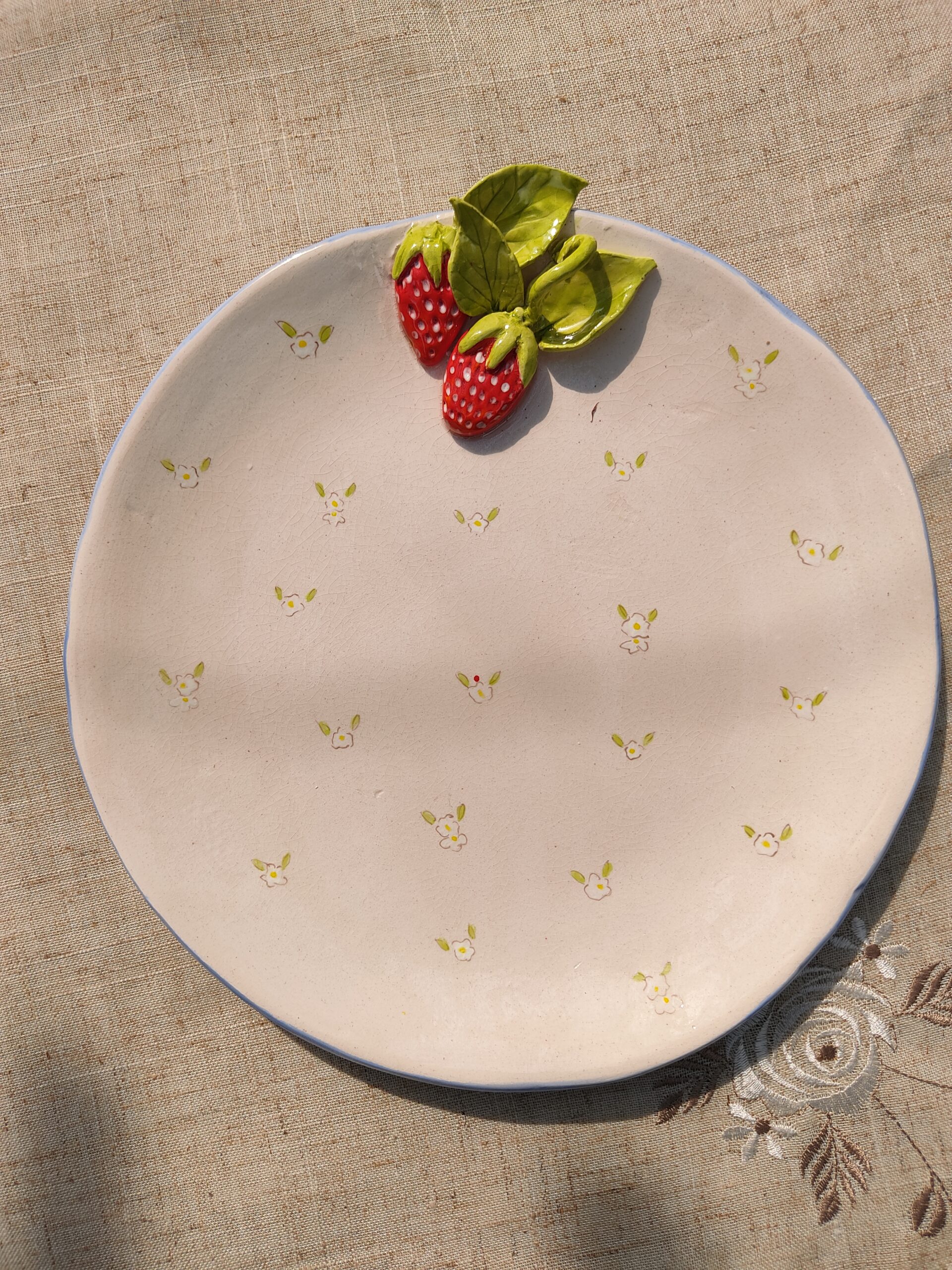 Strawberry platter(round)