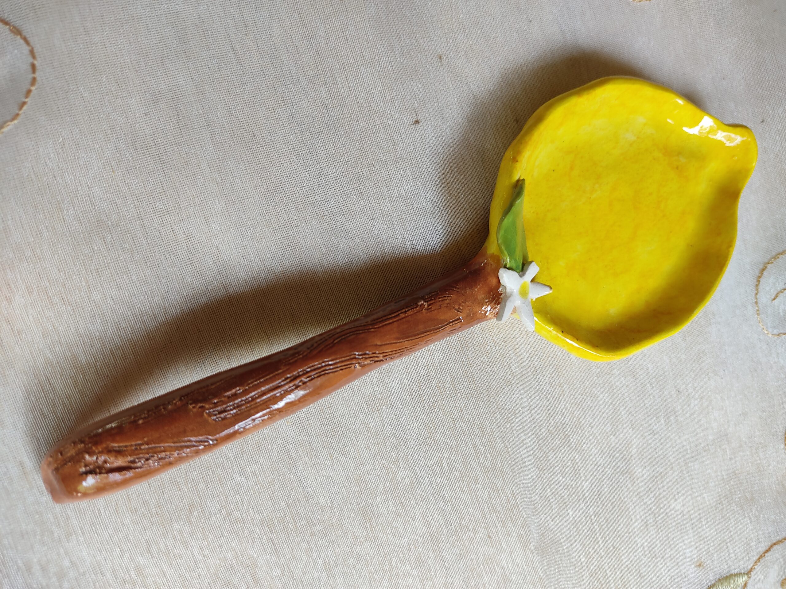 Lemon spoon