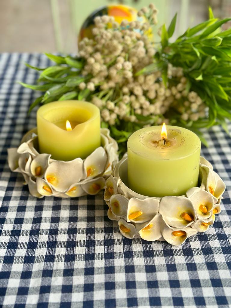 Candle stand (calla lilly)