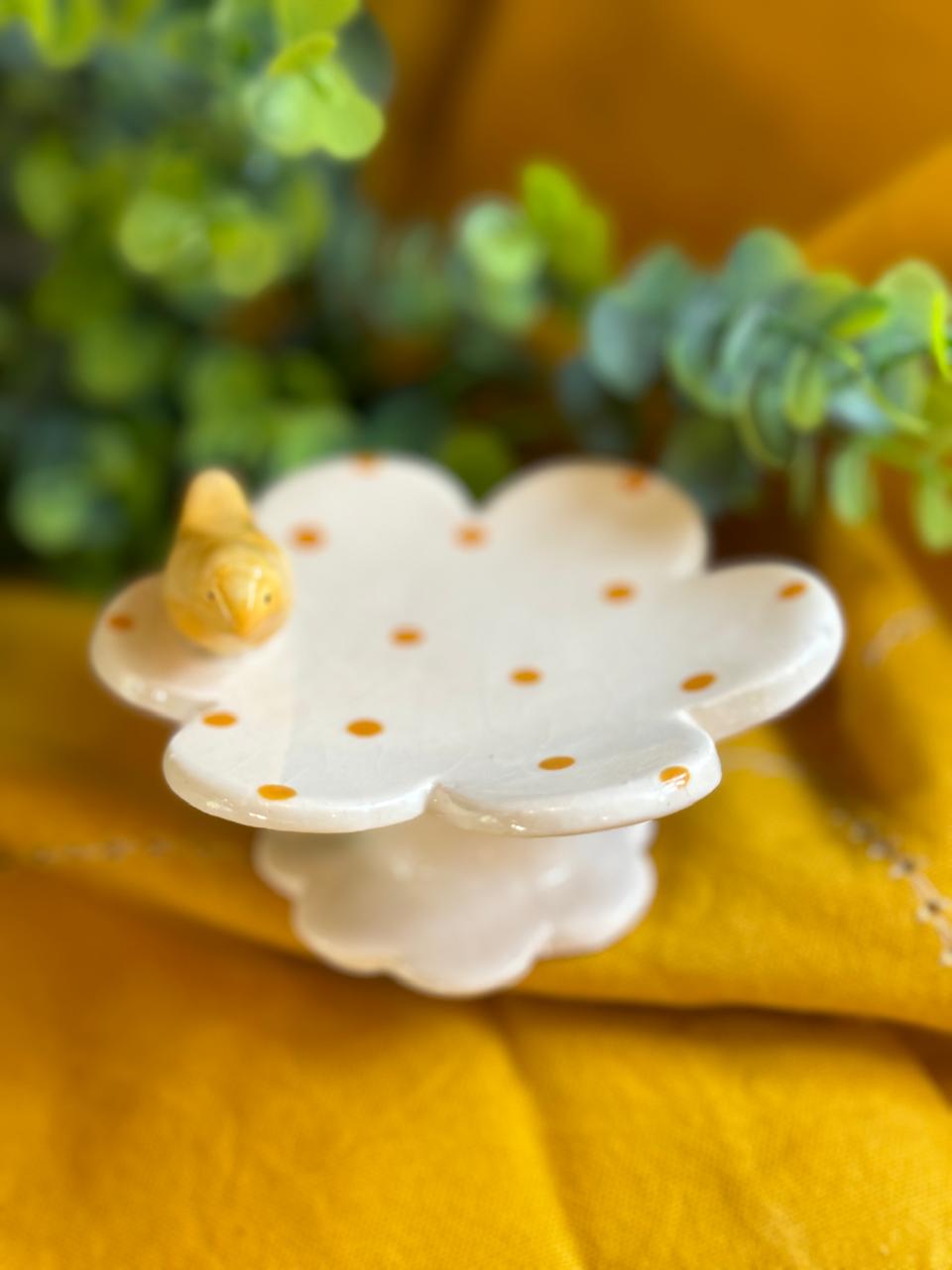 Small bird cup cake stand
