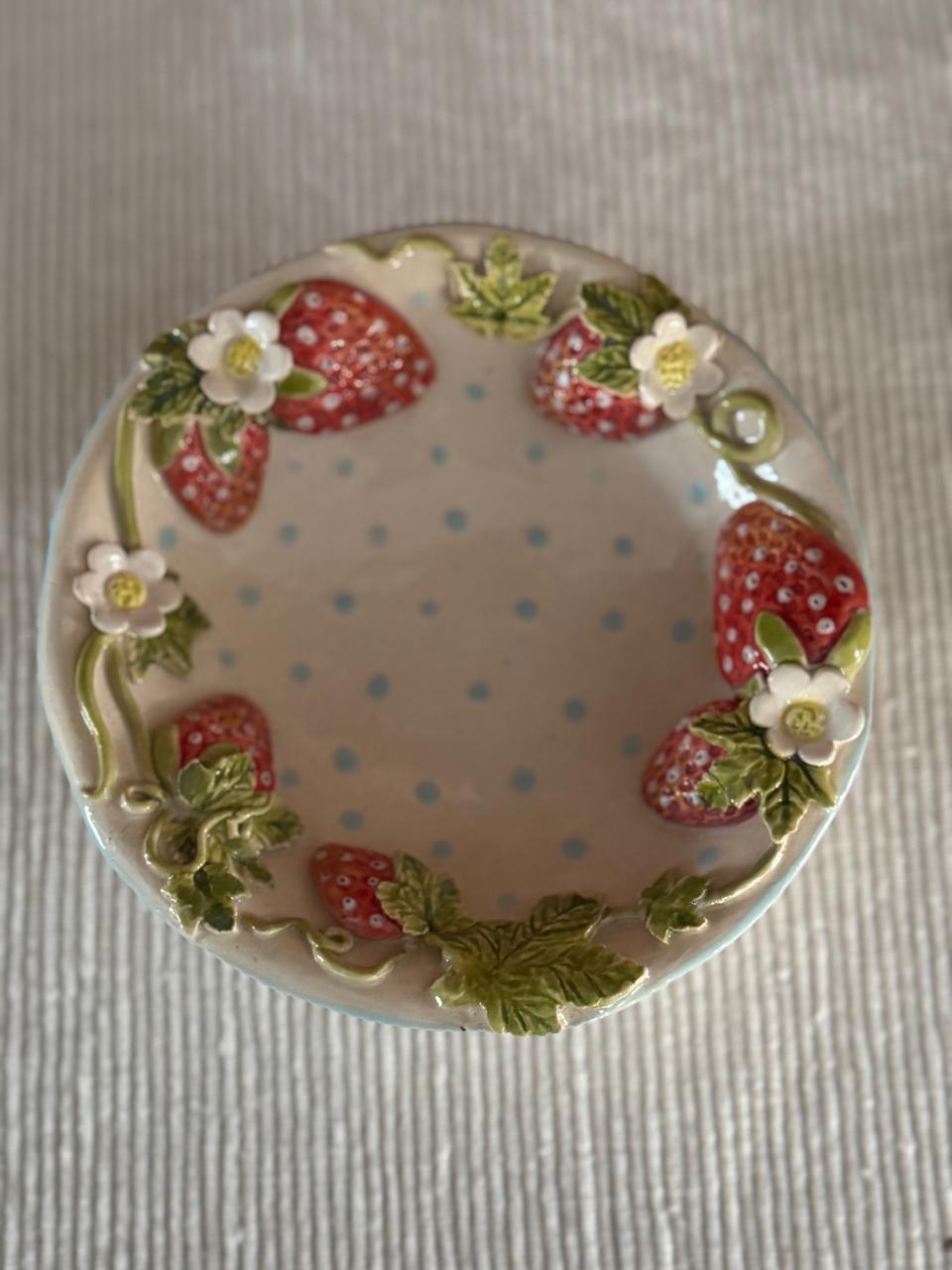 Small strawberry bowl🍓