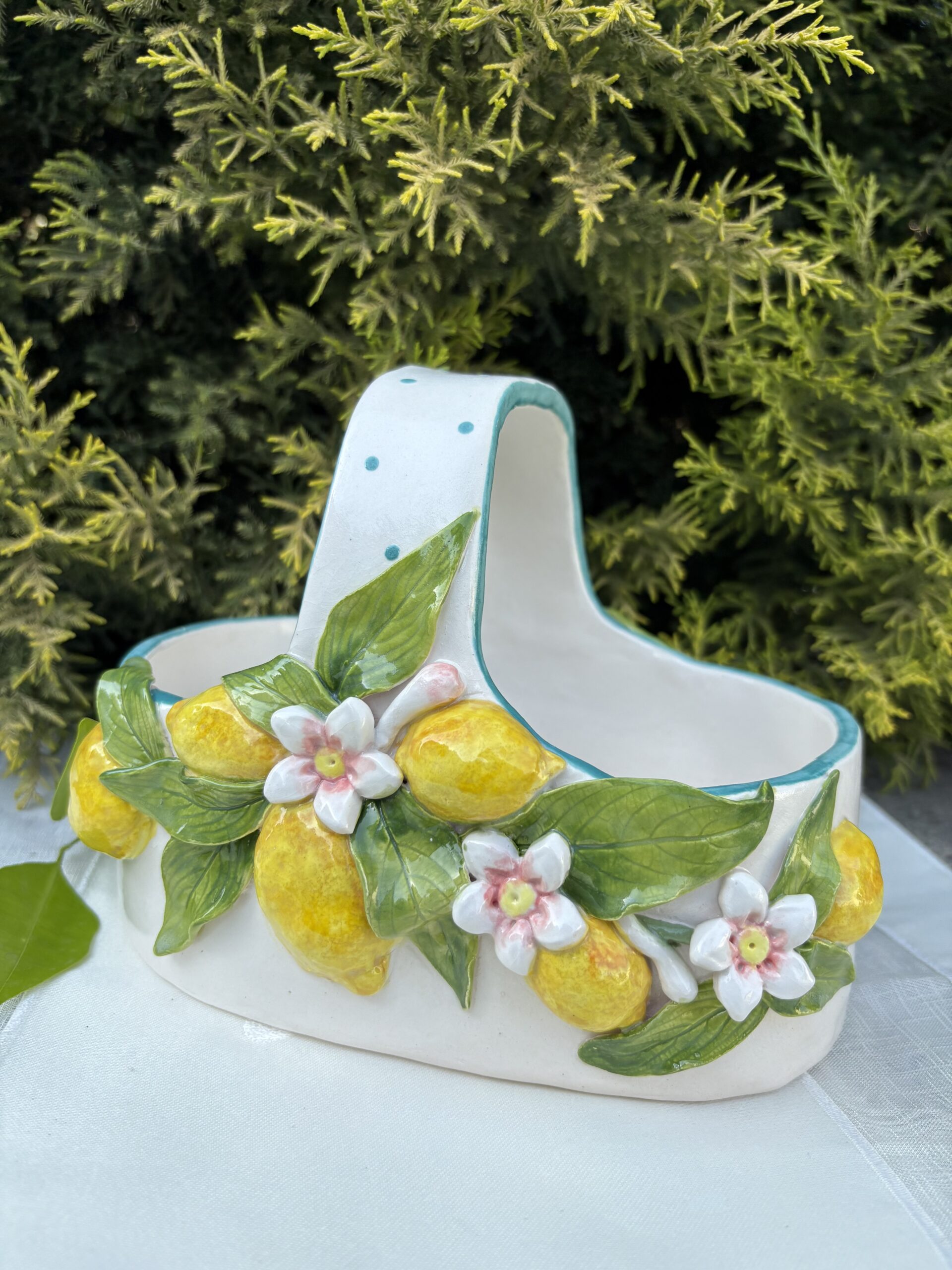 Lemon basket