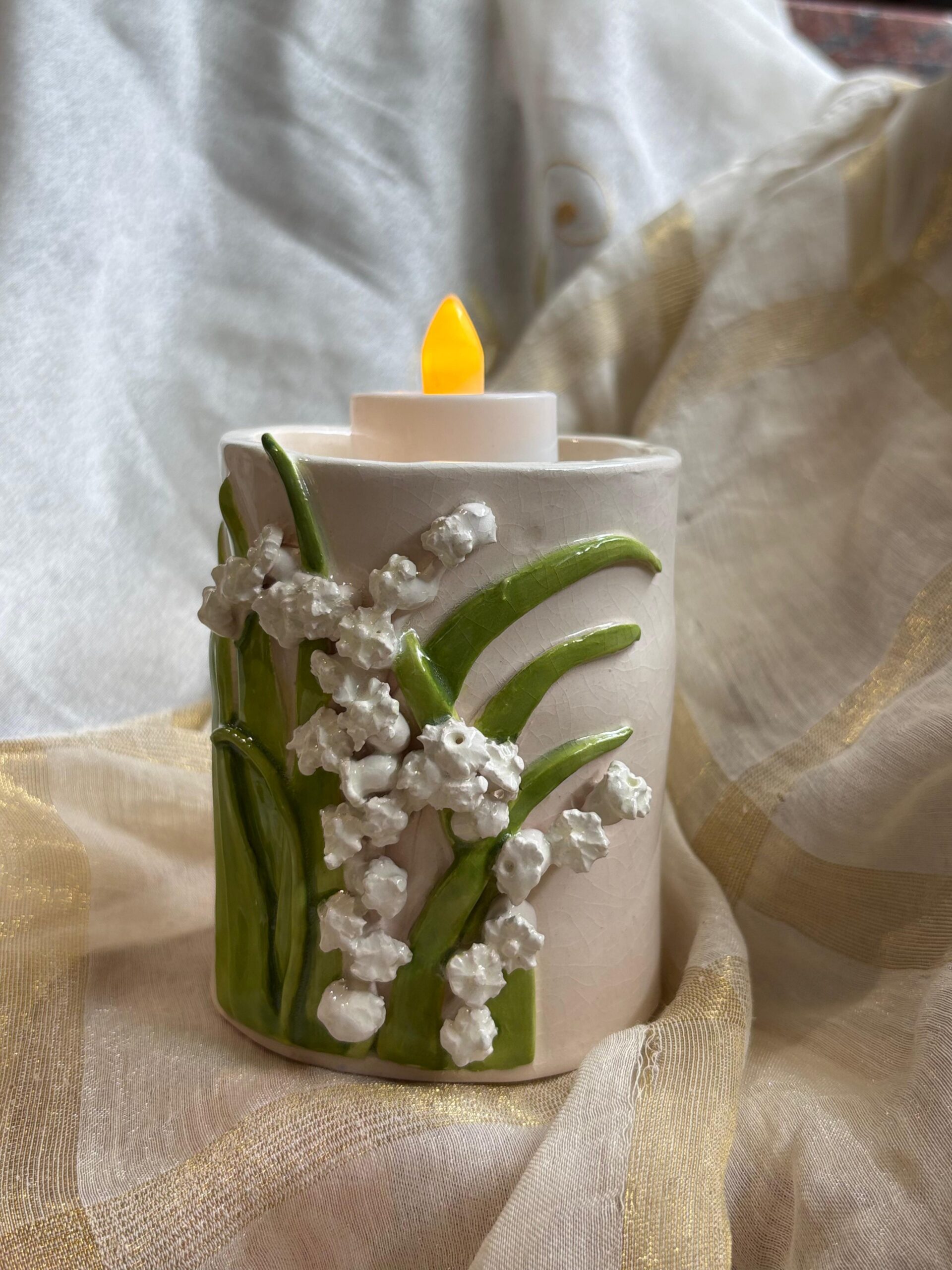 Candle holder (lilly of the valley)