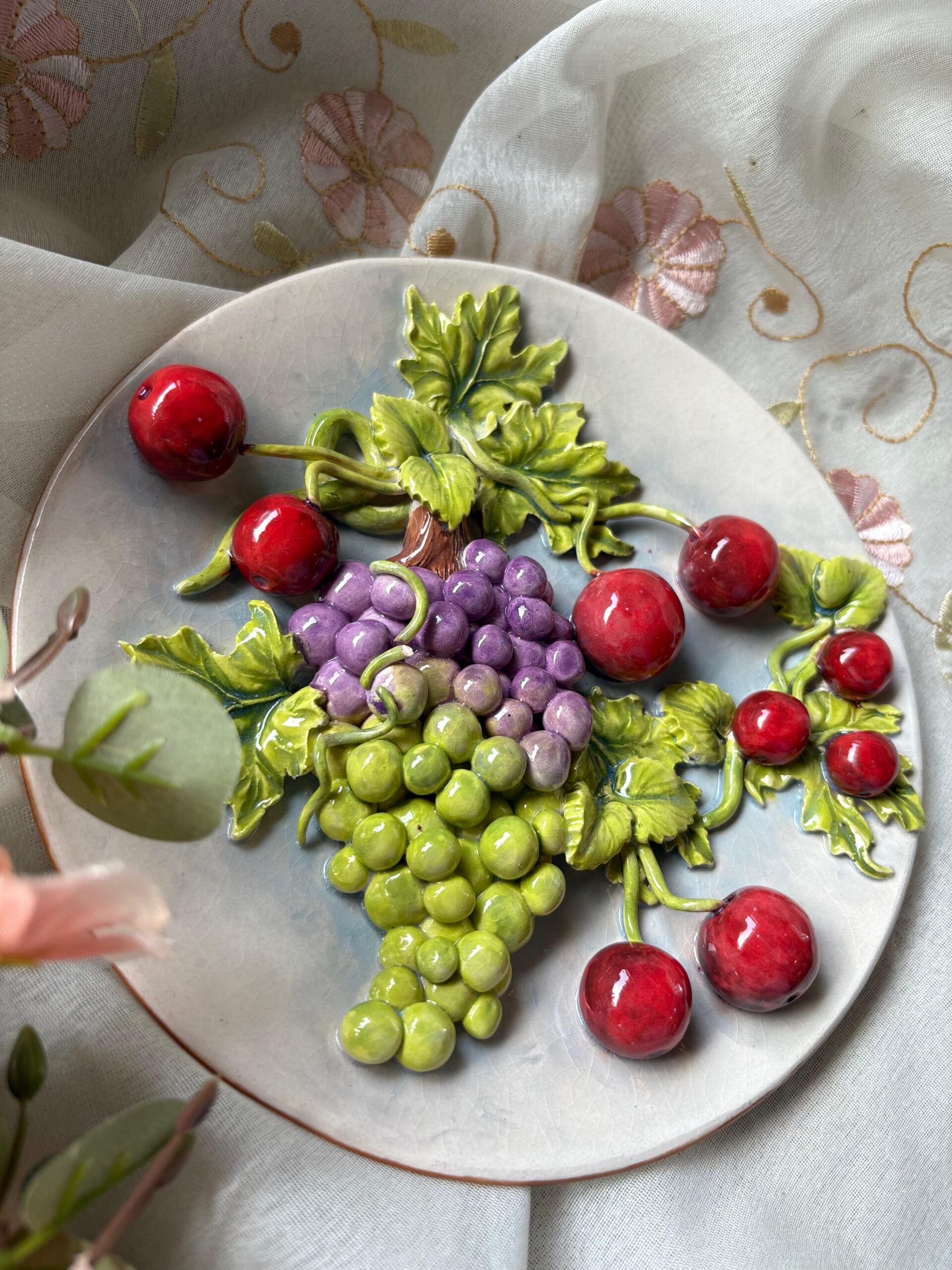 3D wall plate grapes and cheery