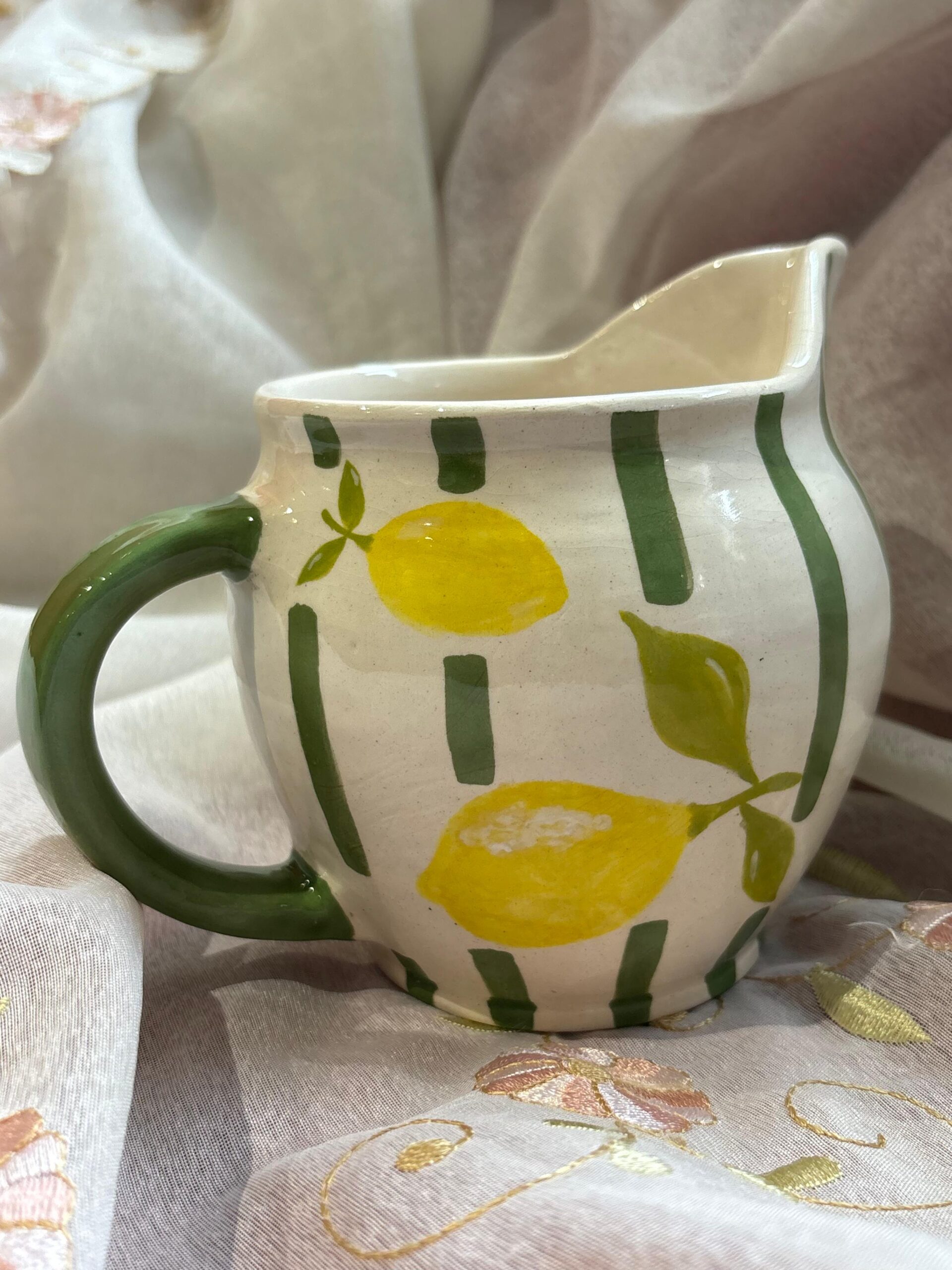 Lemon jug