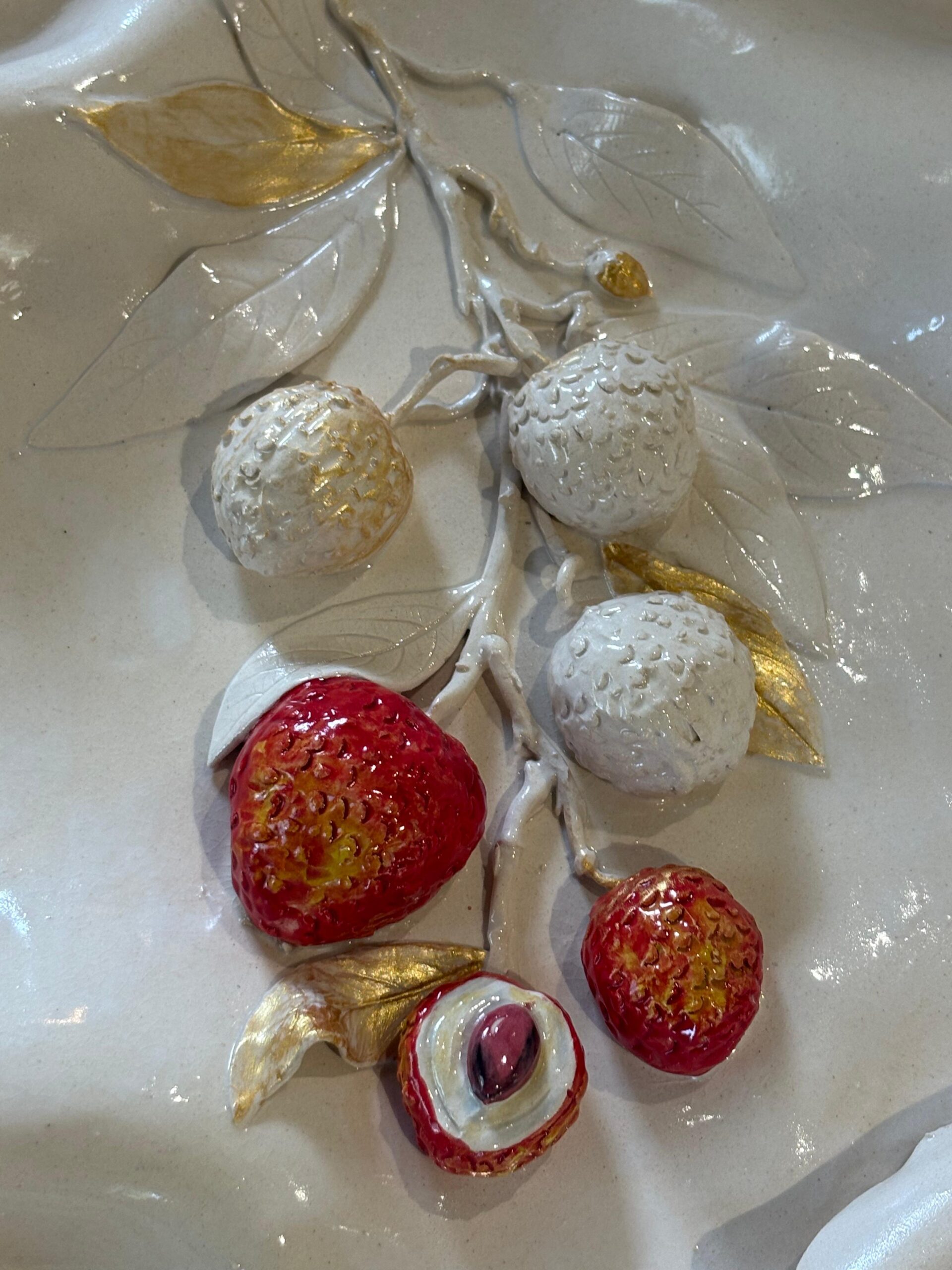 Beautiful white base with lichi wall hanging