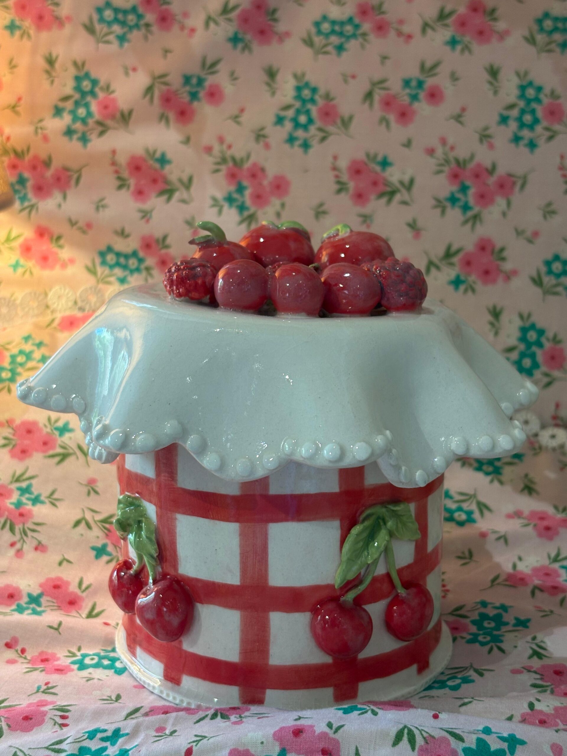 Beautiful cherry š box