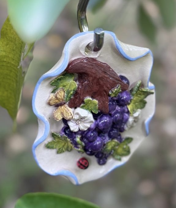 3D Grapes wall hanging