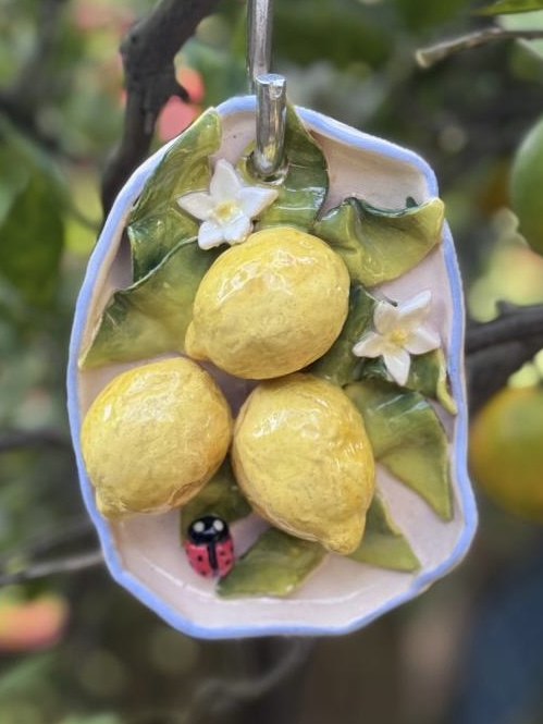 3D lemon hanging